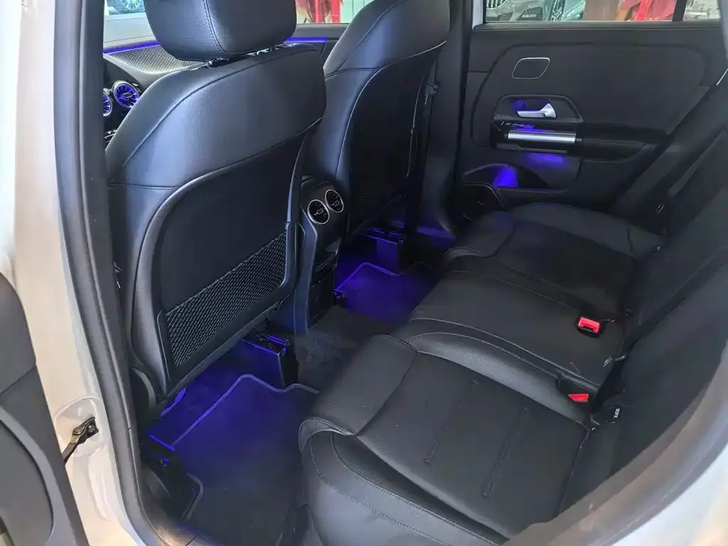 Mercedes-Benz GLA 2024 из CN, фото 2