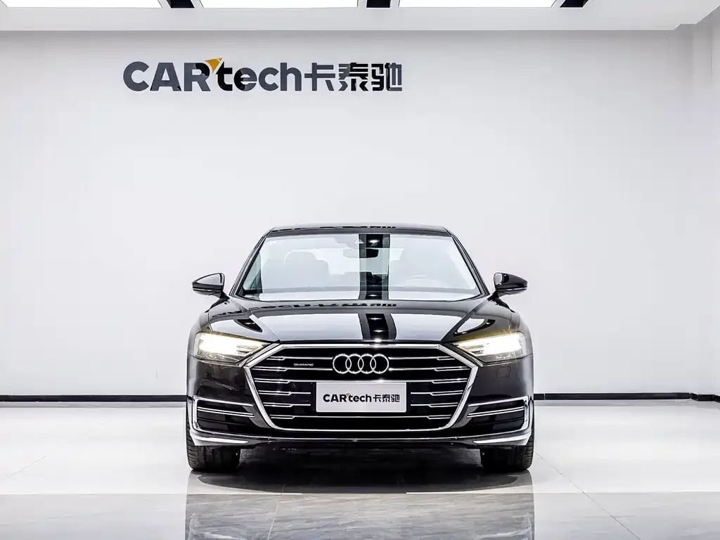 Audi A8 — фото 8