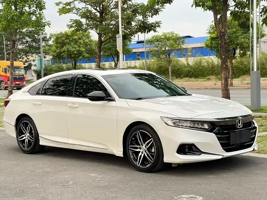 Honda Accord — фото 2