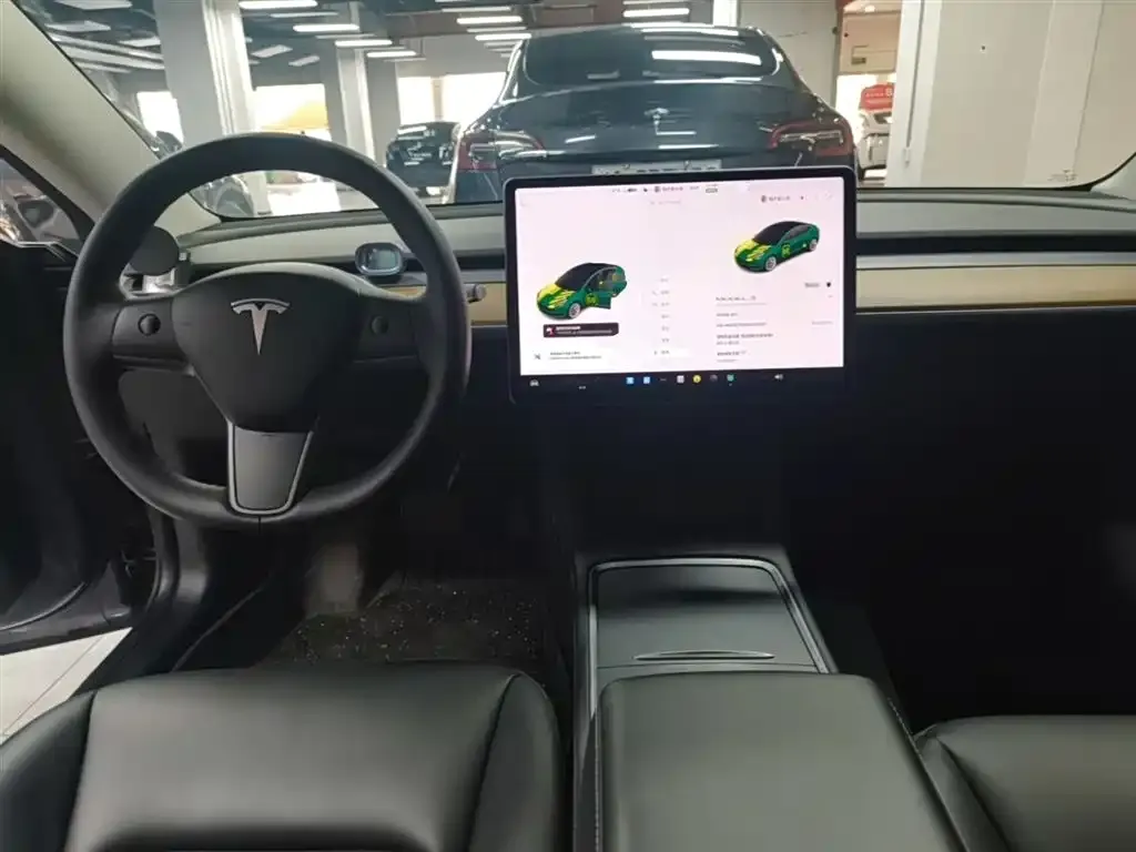 Tesla Model 3 — фото 3