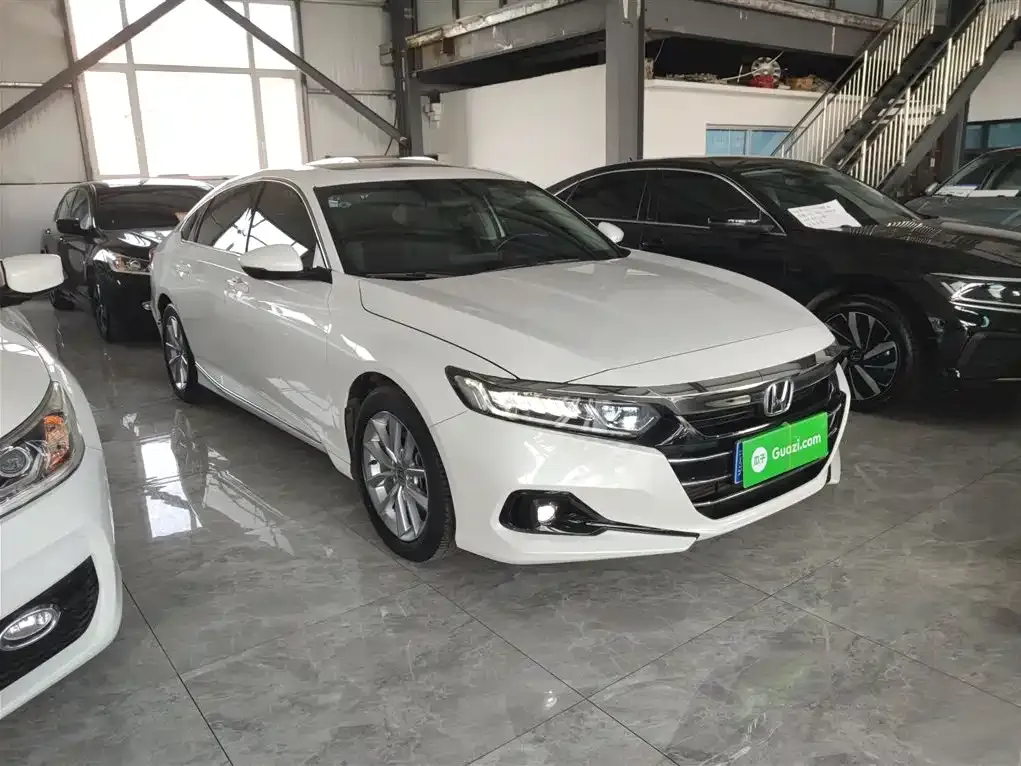 Honda Accord — фото 6