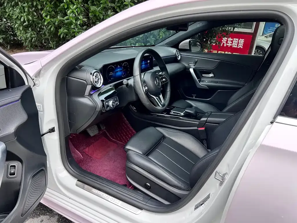 Mercedes-Benz A-Class 2021 из CN, фото 3