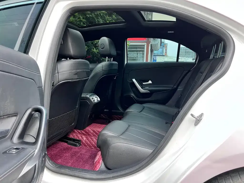 Mercedes-Benz A-Class 2021 из CN, фото 2