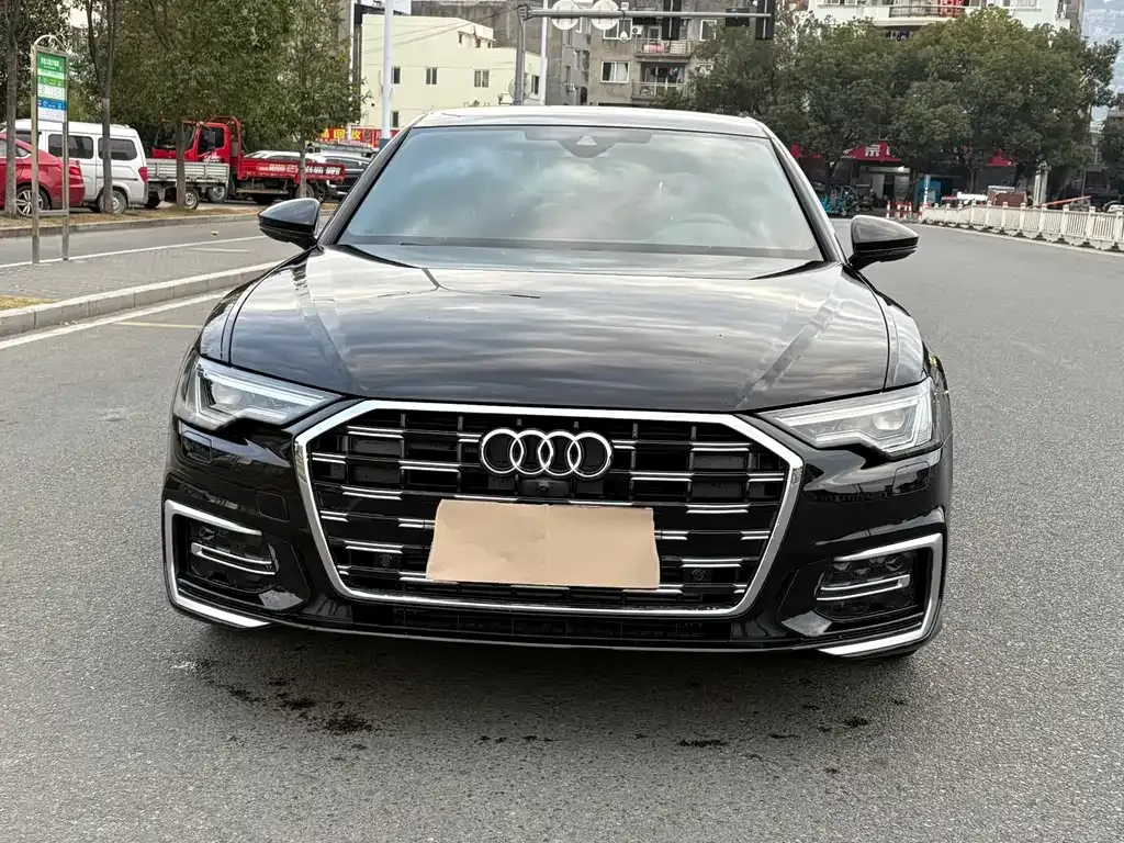 Audi A6L 2024 из CN, фото 8