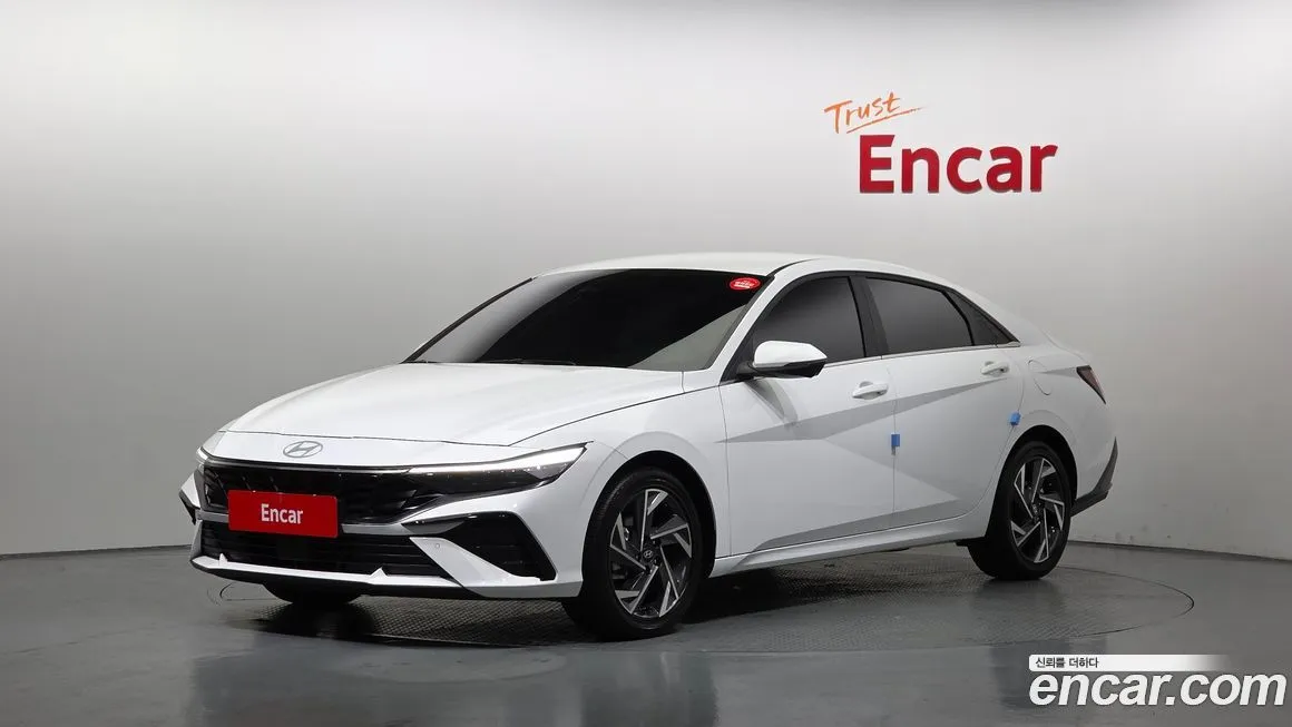 Hyundai AVANTE 2024 из KR, фото 1
