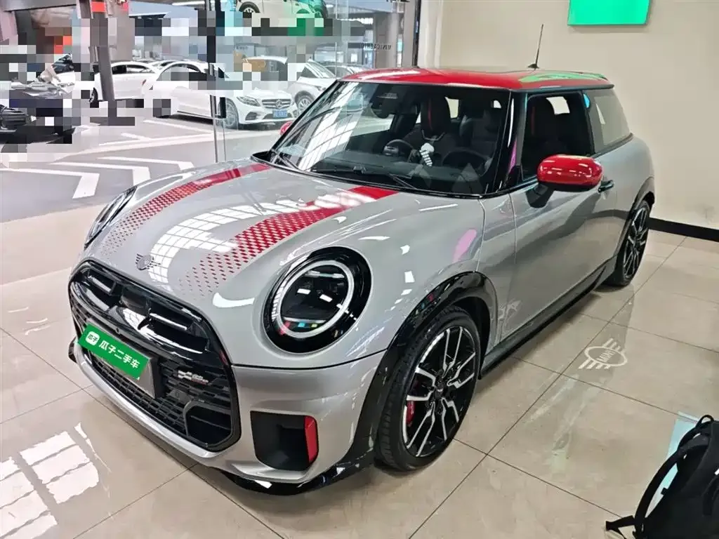 MINI JCW (John Cooper Works) — фото 1