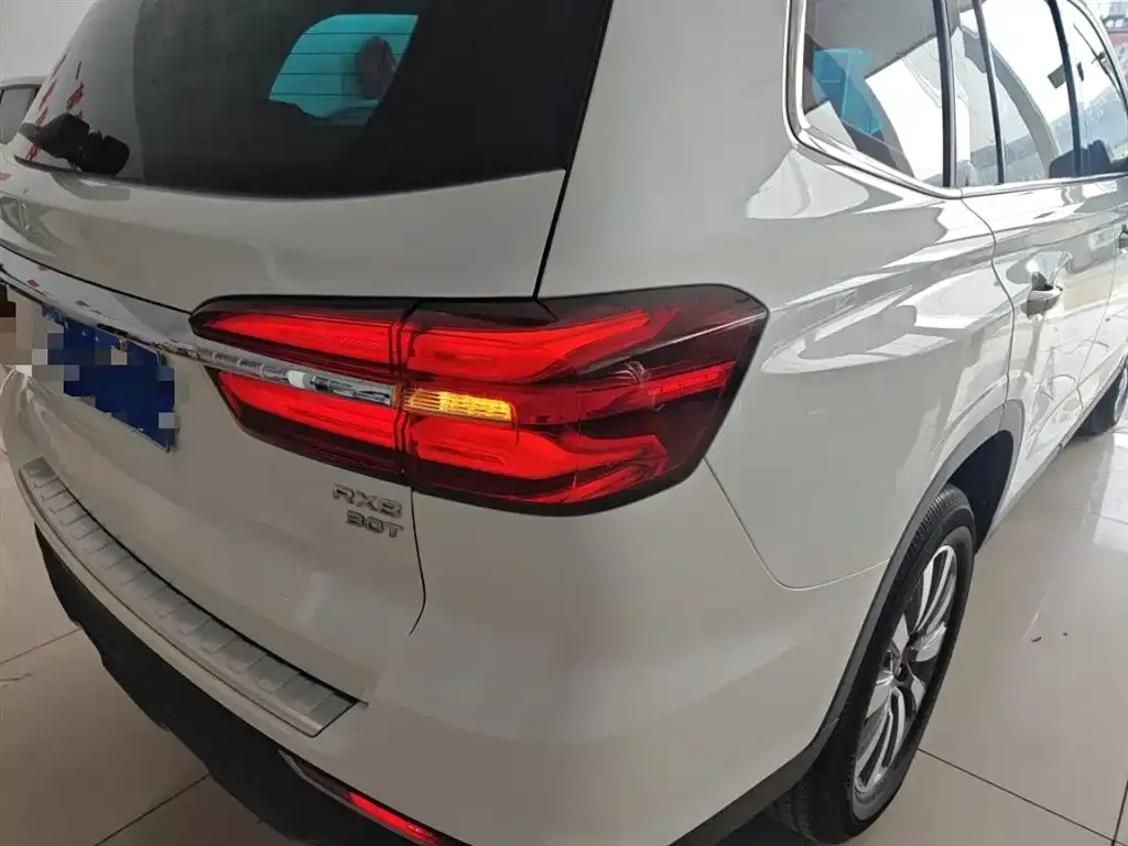 Roewe RX8 2022 из CN, фото 5