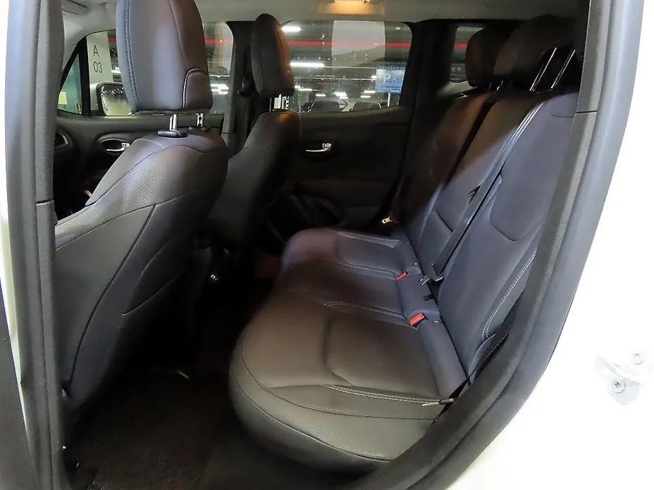 Jeep Renegade 2022 из KR, фото 2