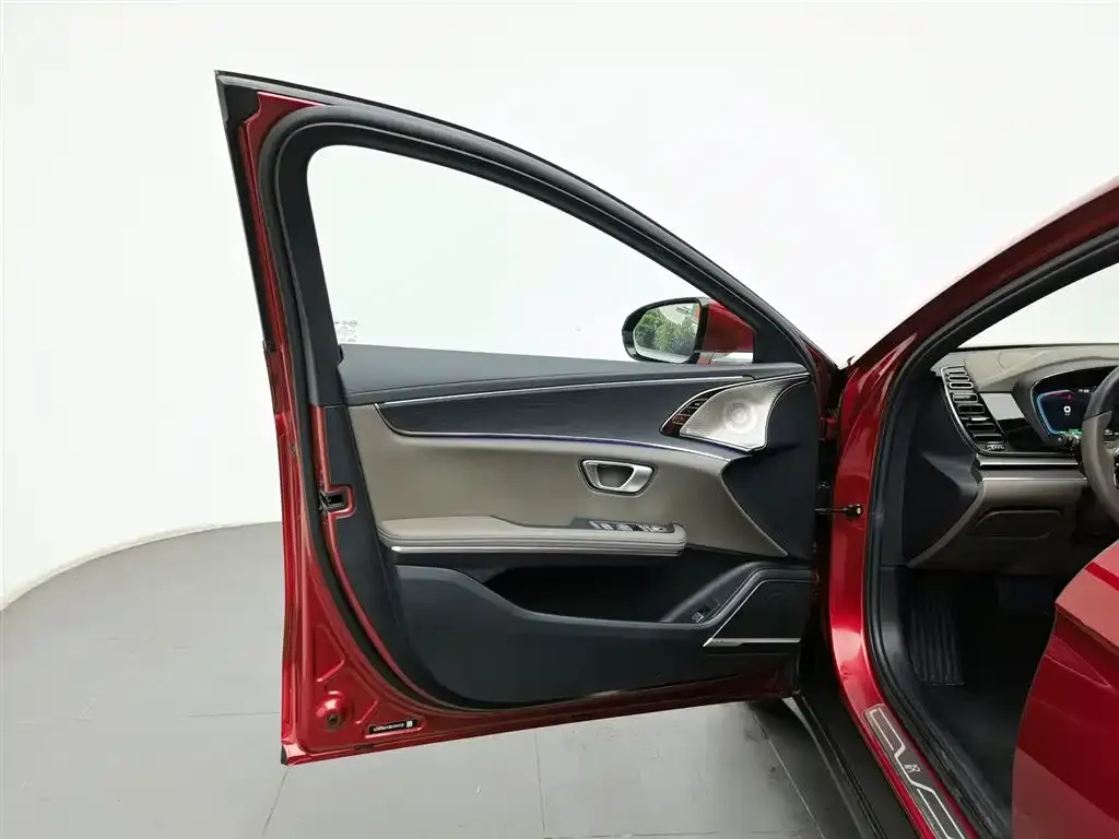 BYD Han 2026 из CN, фото 4