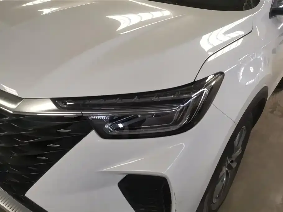 Roewe RX5 2025 из CN, фото 5
