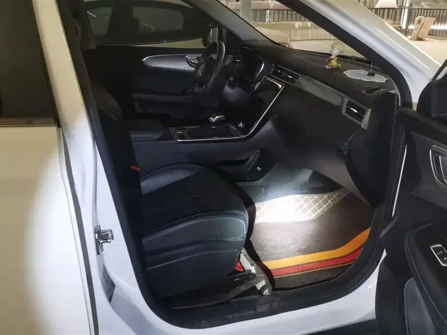 Roewe RX5 2025 из CN, фото 9