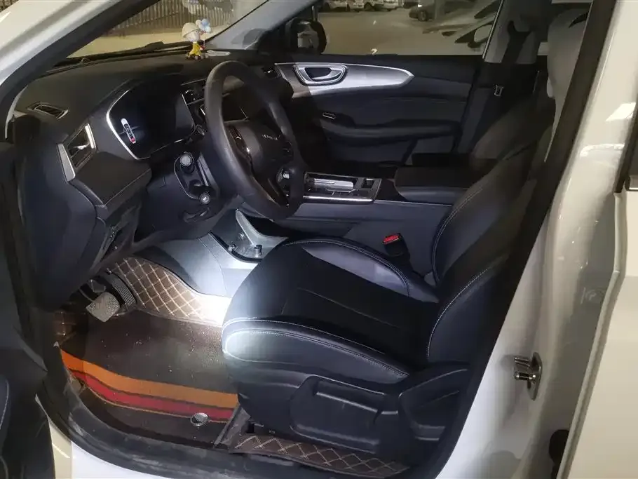 Roewe RX5 2025 из CN, фото 10