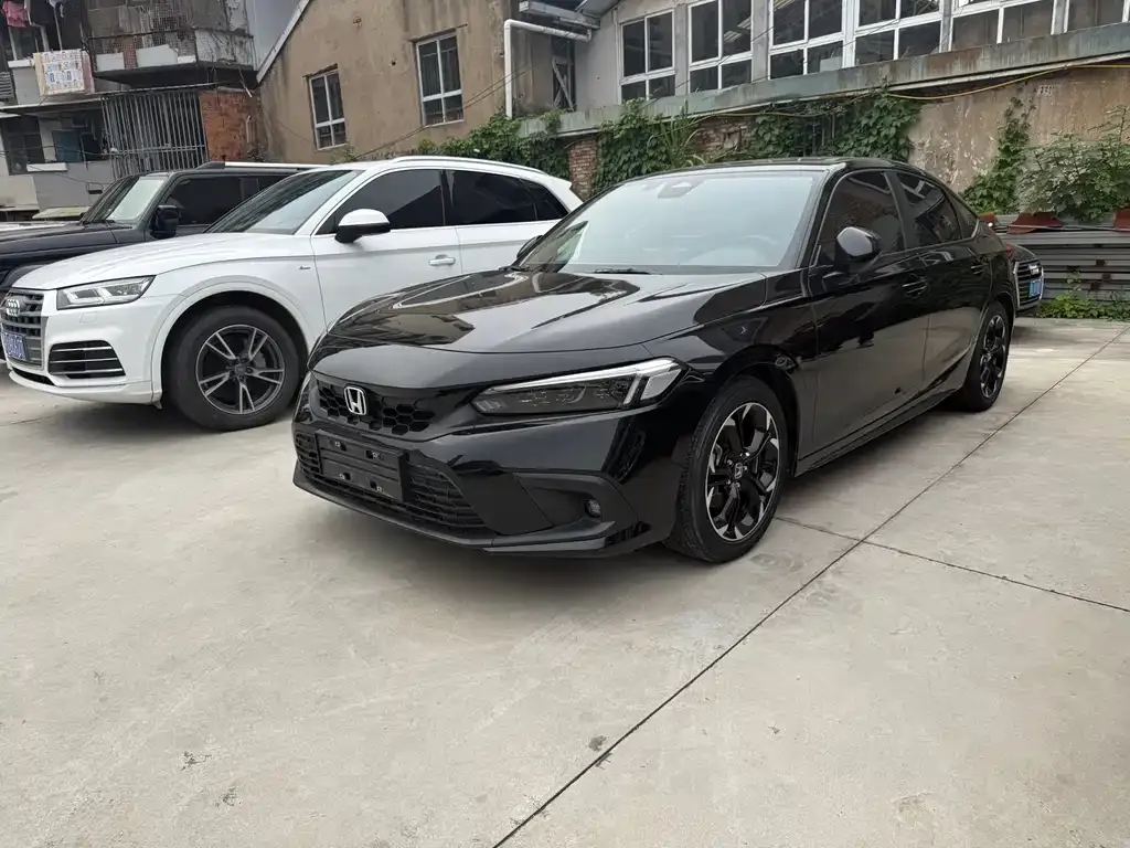 Honda Civic 2023 из CN, фото 1