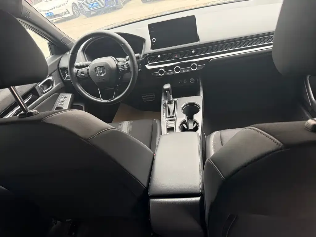 Honda Civic 2023 из CN, фото 7