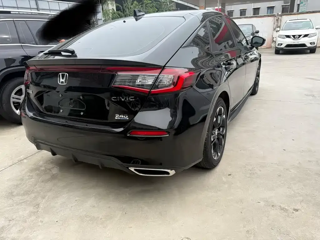 Honda Civic 2023 из CN, фото 5