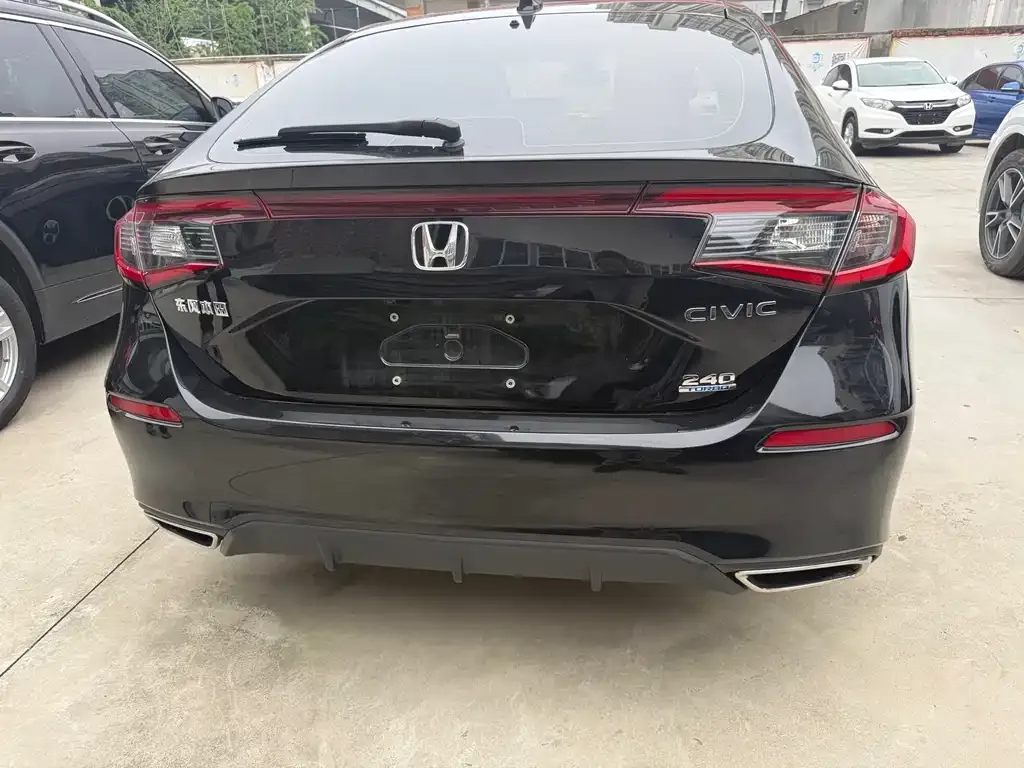Honda Civic 2023 из CN, фото 8