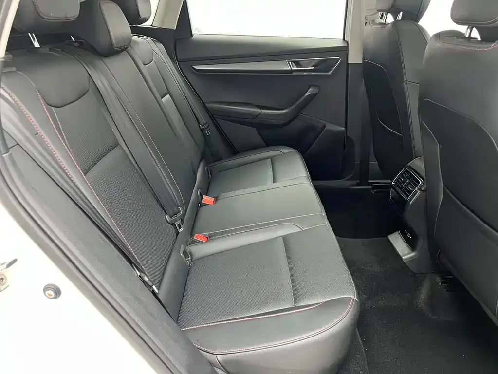 Skoda Karoq — фото 3