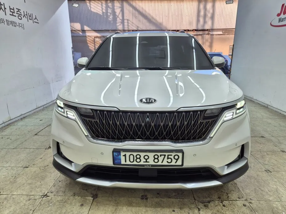 Kia Carnival — фото 1