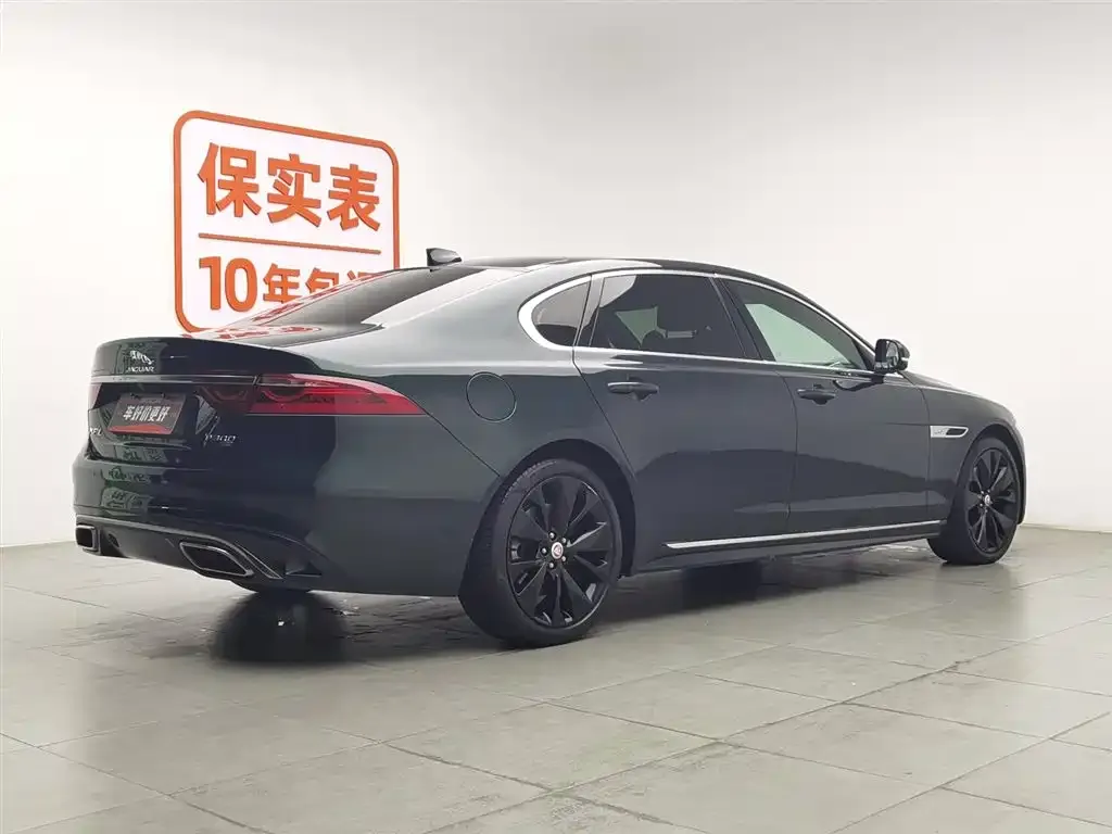 Jaguar XFL — фото 10