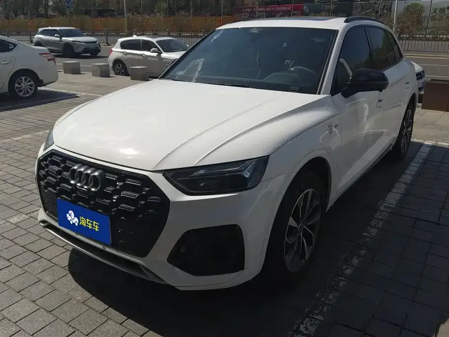 Audi Q5L 2023 из CN, фото 1