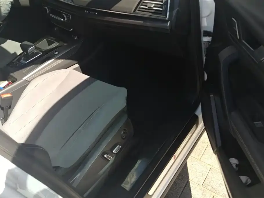 Audi Q5L 2023 из CN, фото 5