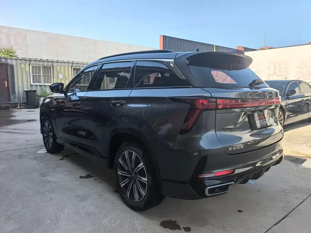 Changan CS75PLUS — фото 8