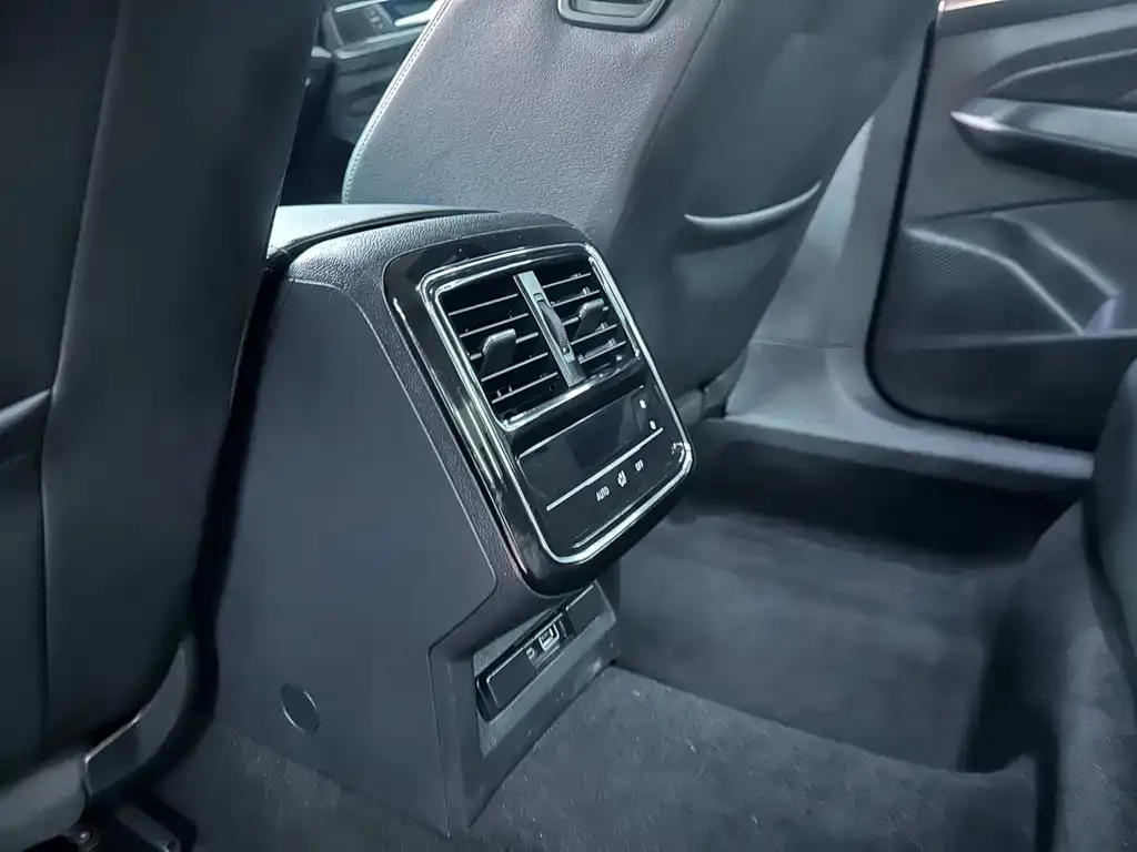 Volkswagen Passat — фото 4