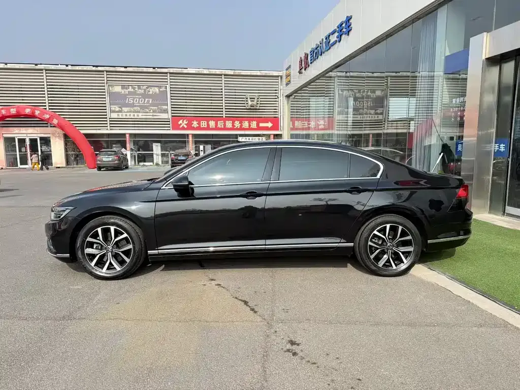 Volkswagen Magotan 2022 из CN, фото 9