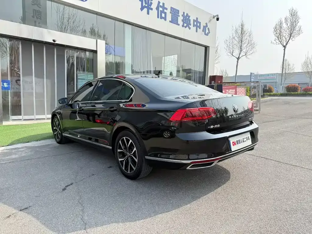 Volkswagen Magotan 2022 из CN, фото 4