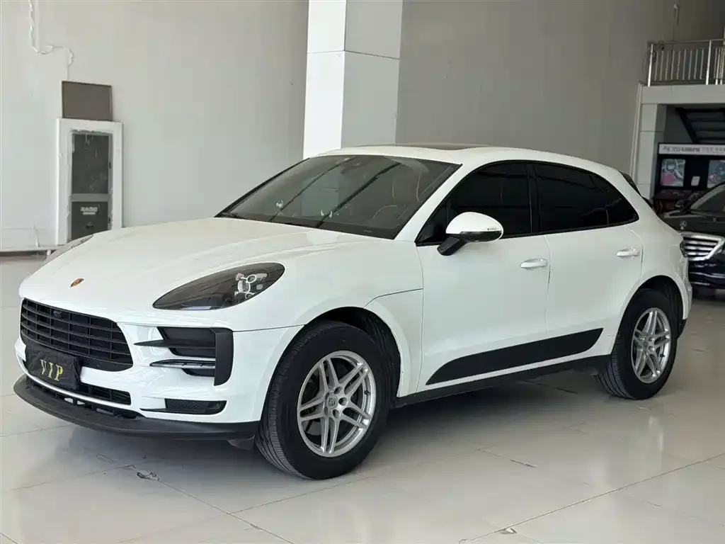 Porsche Macan — фото 1