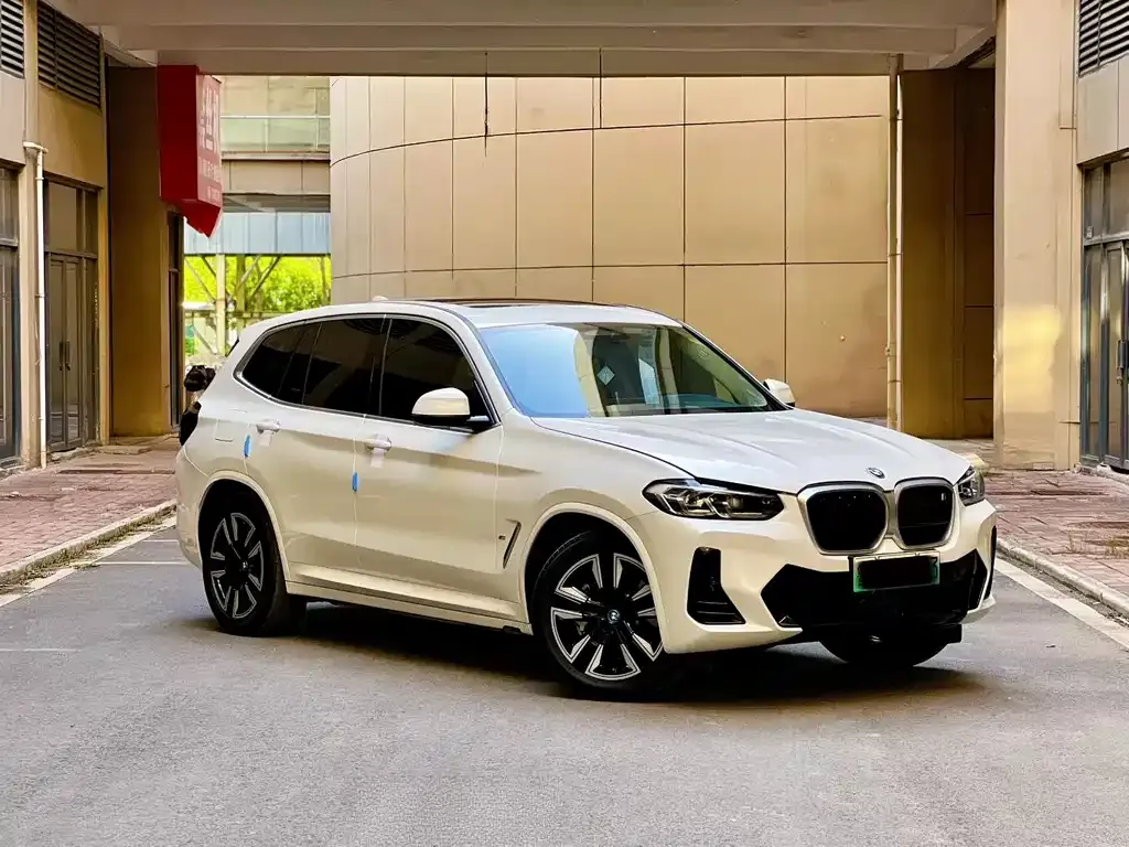 BMW iX3 2024 из CN, фото 10
