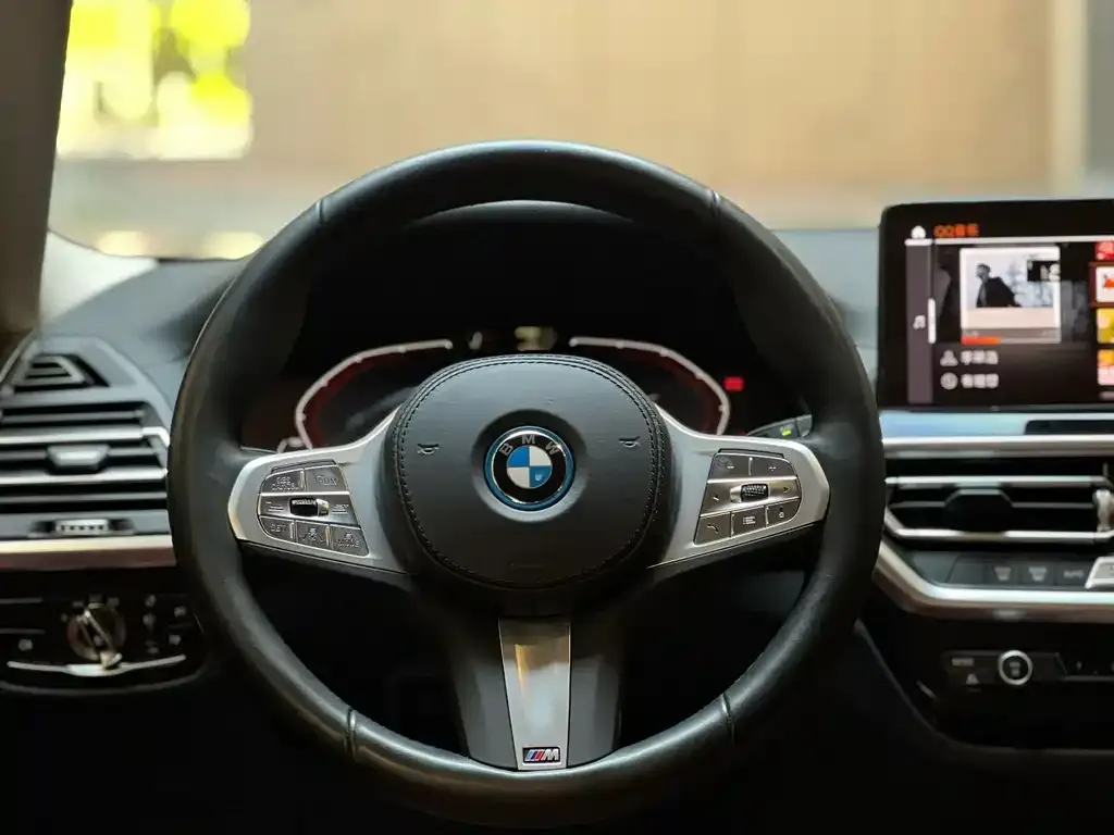 BMW iX3 2024 из CN, фото 8