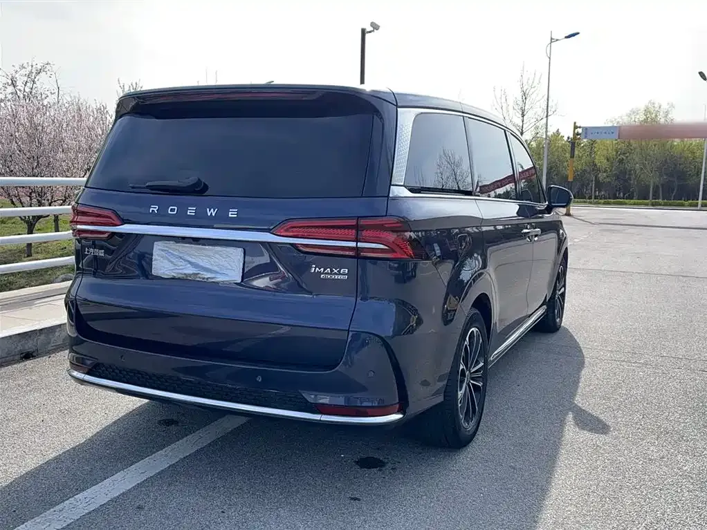 Roewe iMAX8 — фото 3