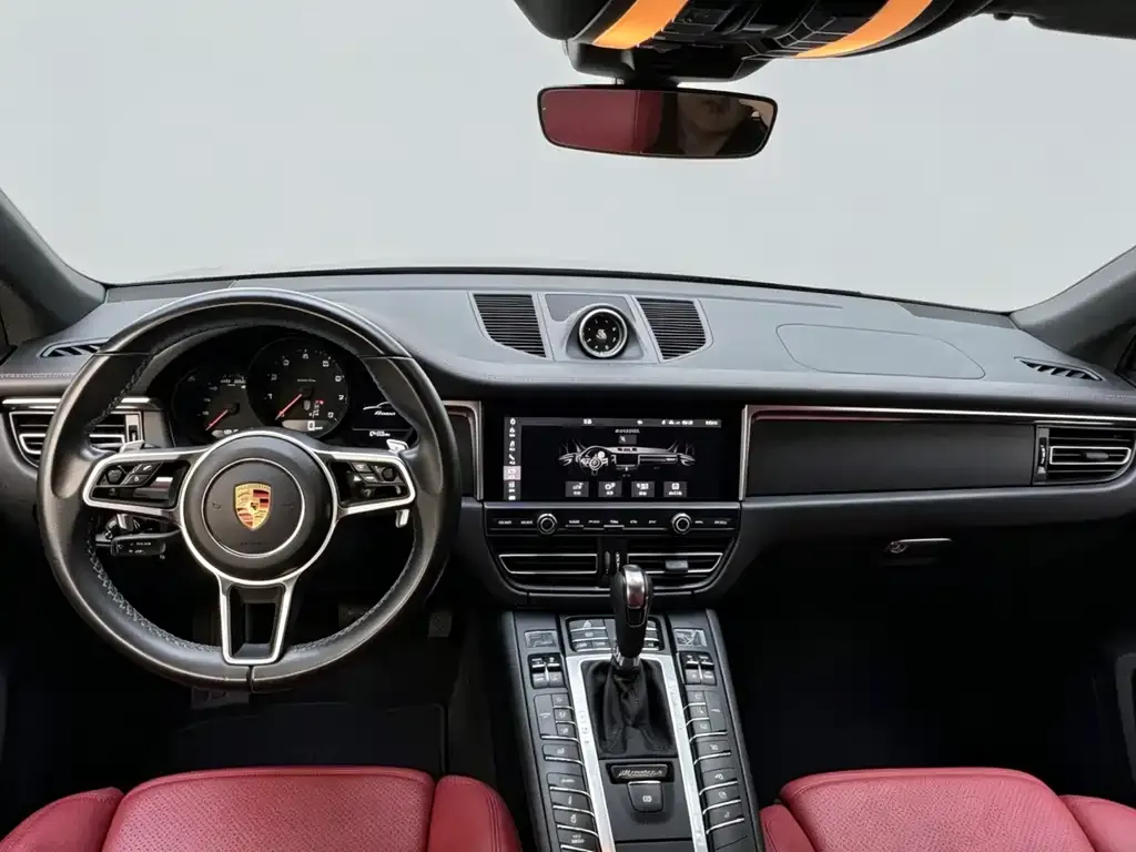 Porsche Macan — фото 8