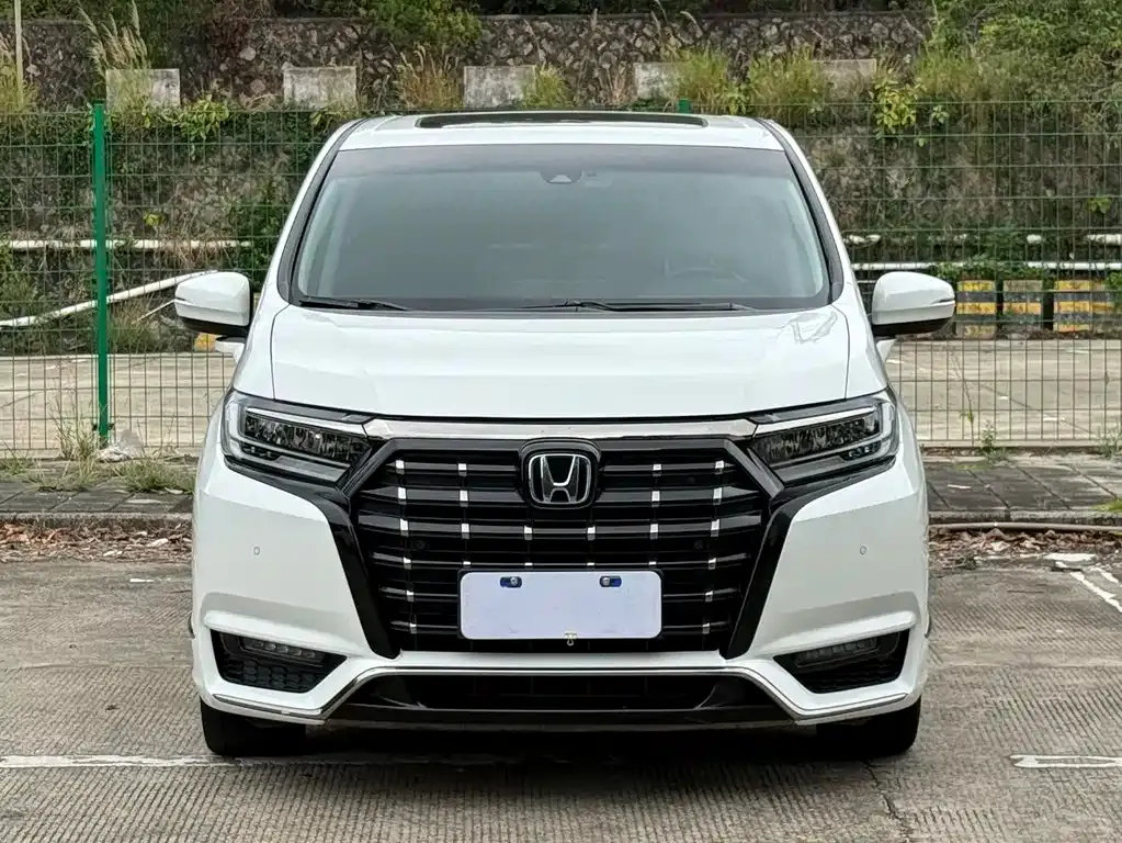 Honda Elysion — фото 3
