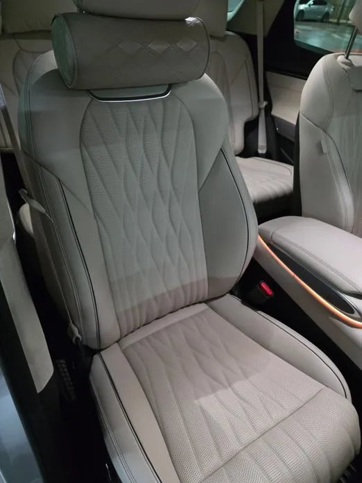 Genesis GV70 2023 из KR, фото 3