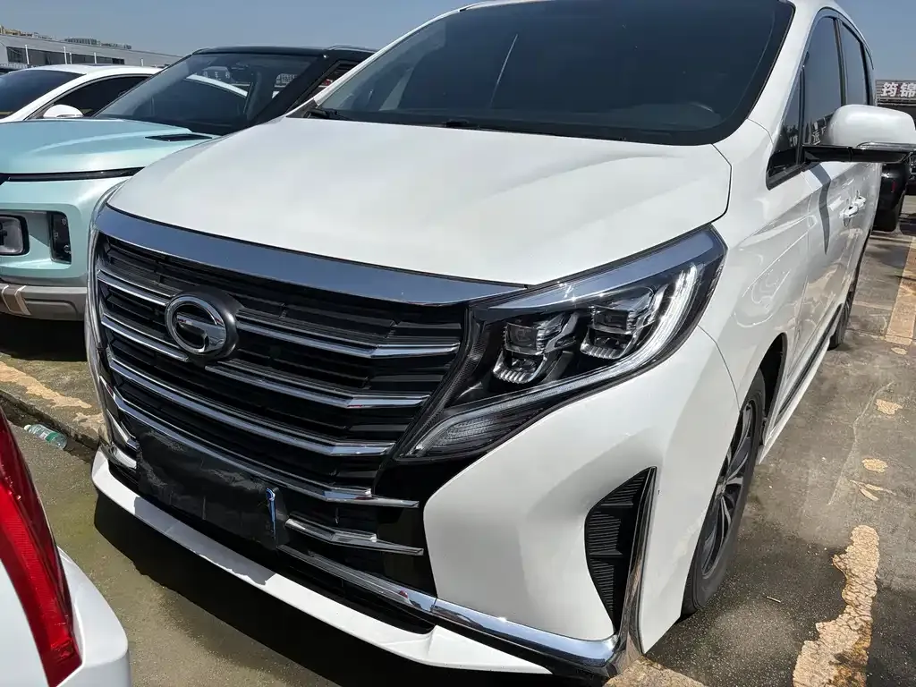 GAC Motor Trumpchi M8