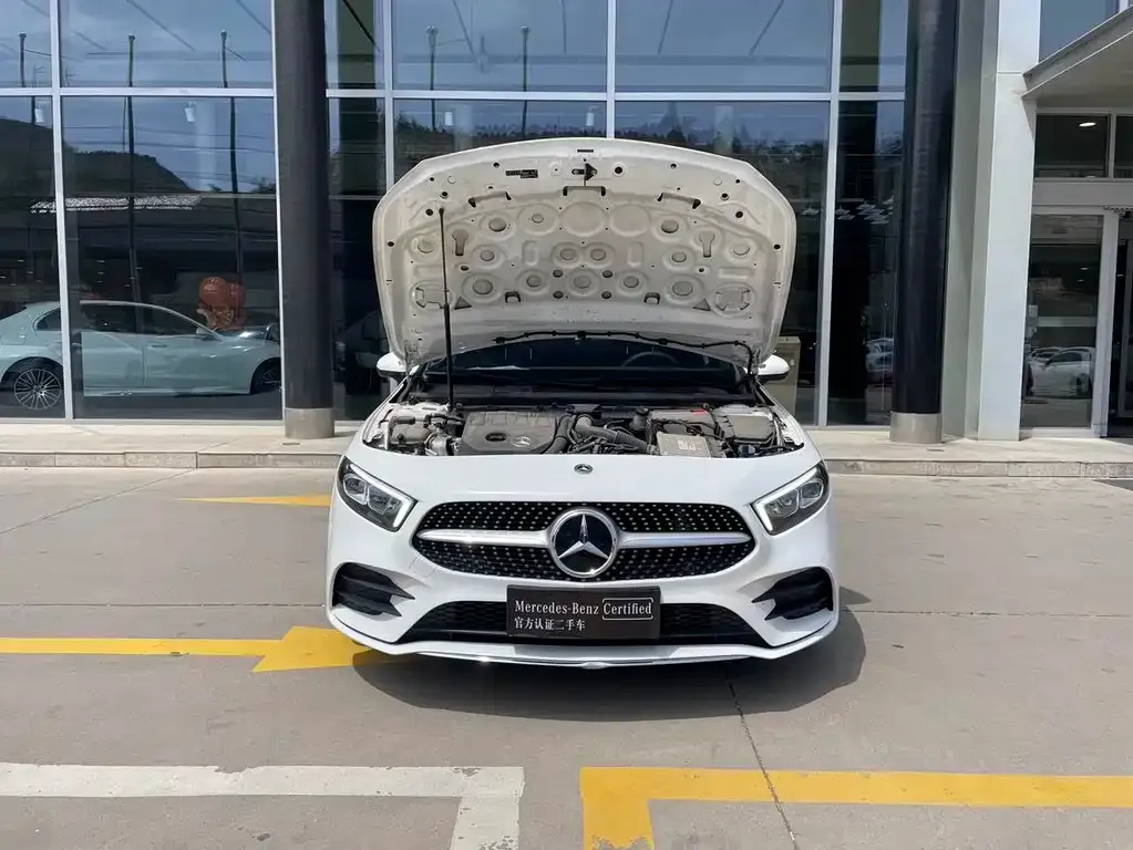 Mercedes-Benz A-Class 2023 из CN, фото 10