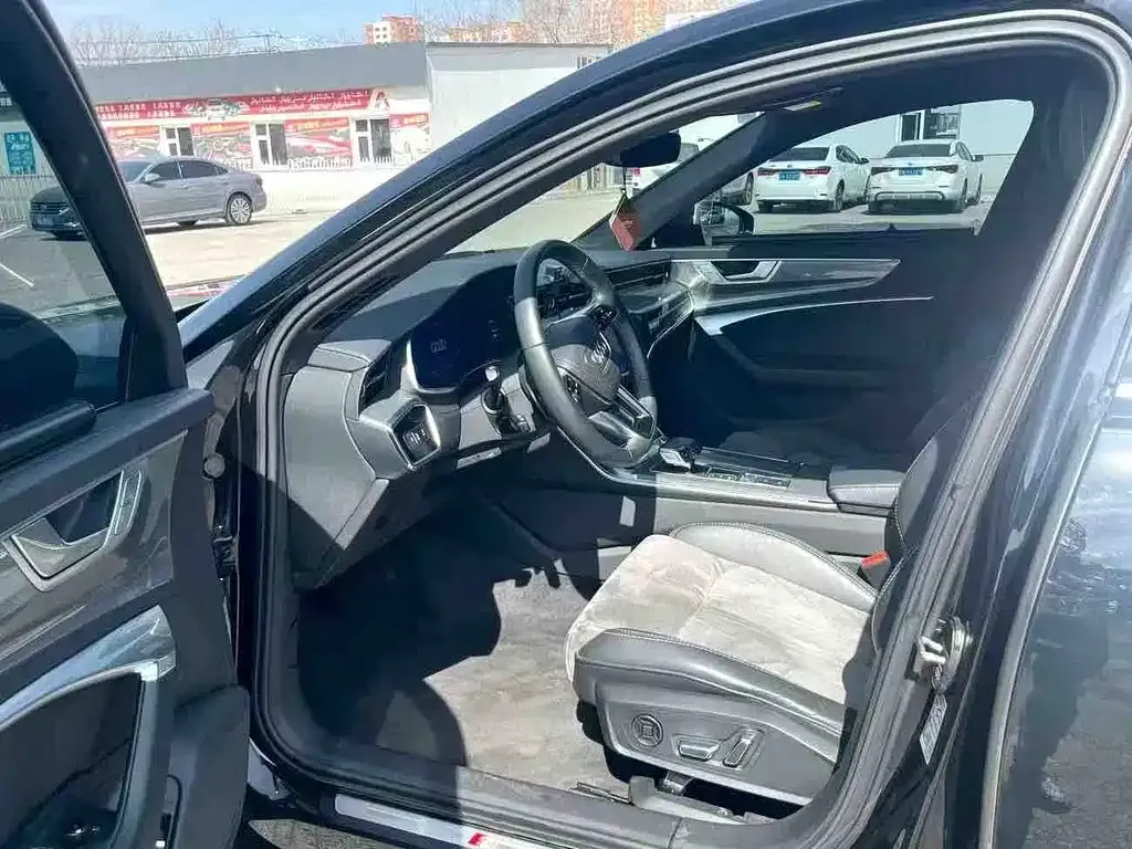 Audi A6L New Energy 2022 из CN, фото 4