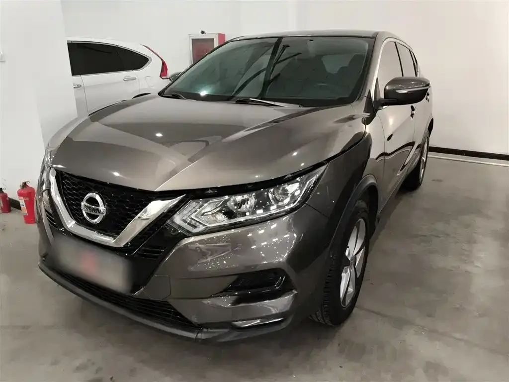 Nissan Qashqai — фото 9