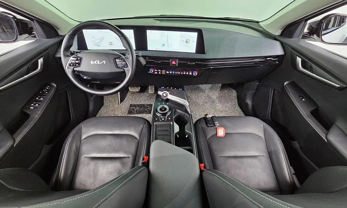 Kia EV6 — фото 8