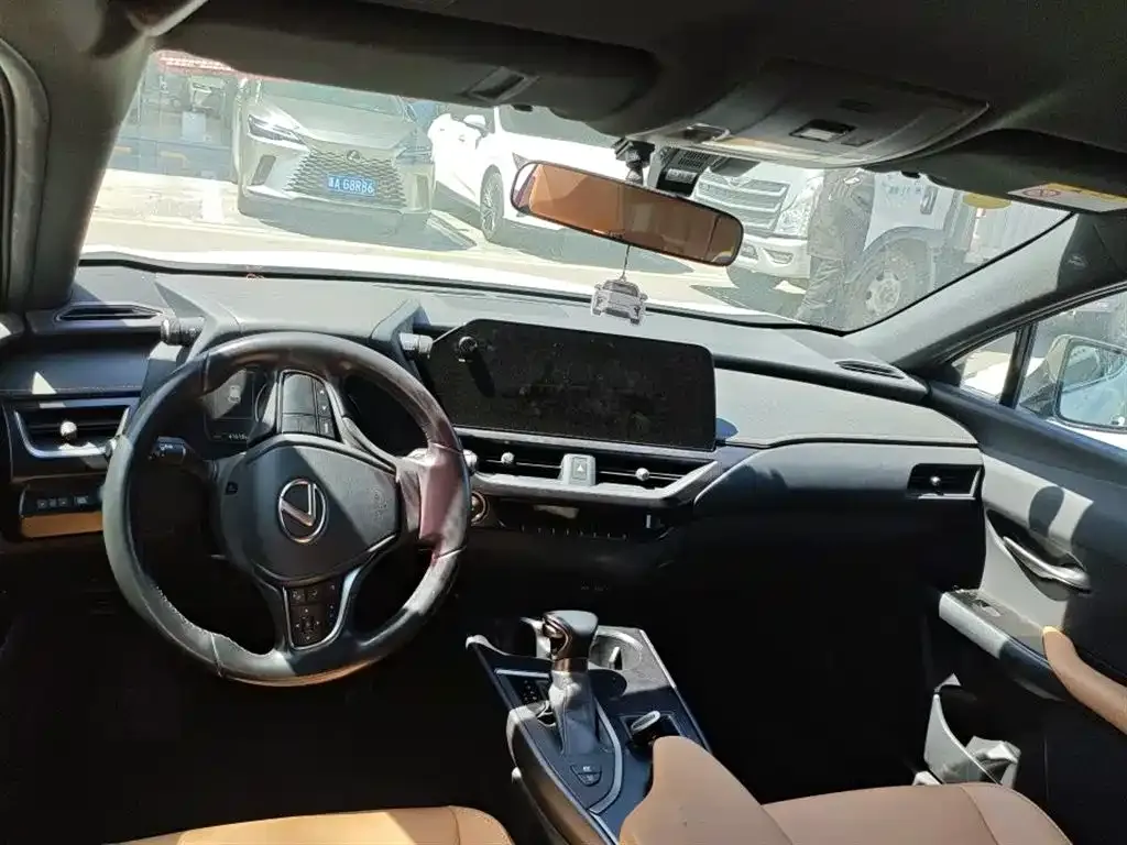 Lexus UX 2023 из CN, фото 4