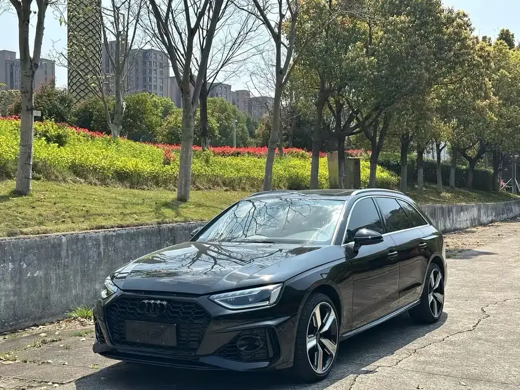 Audi A4 (Import)