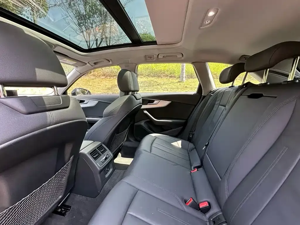 Audi A4 (Import) 2021 из CN, фото 6