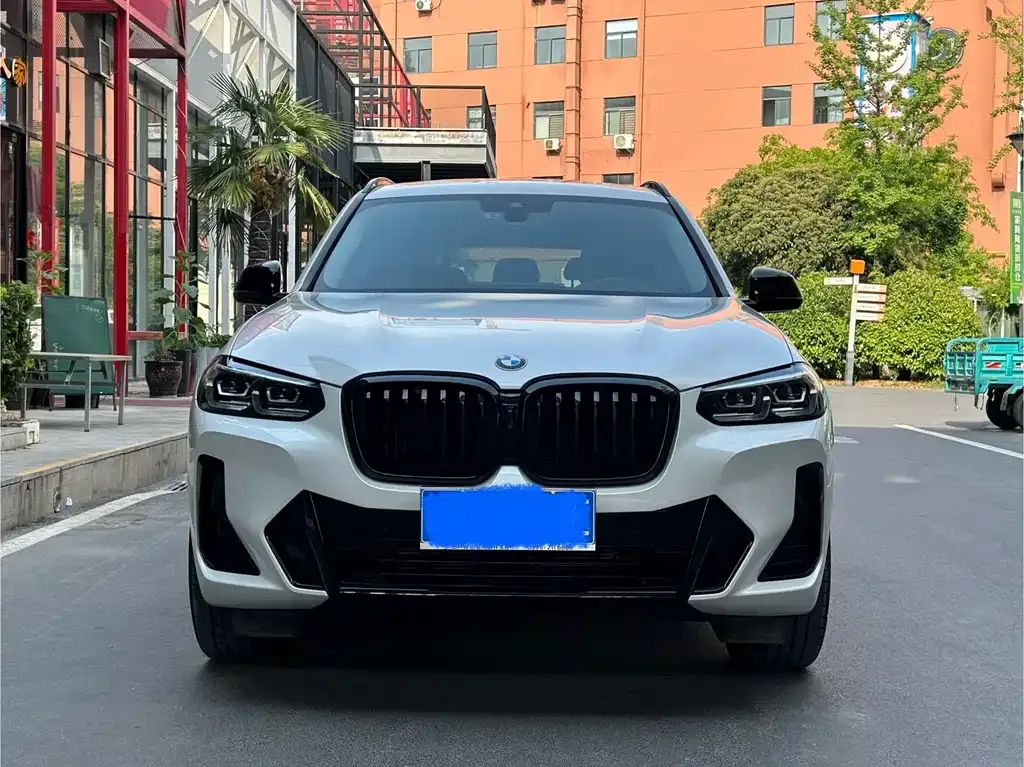 BMW X3 — фото 7
