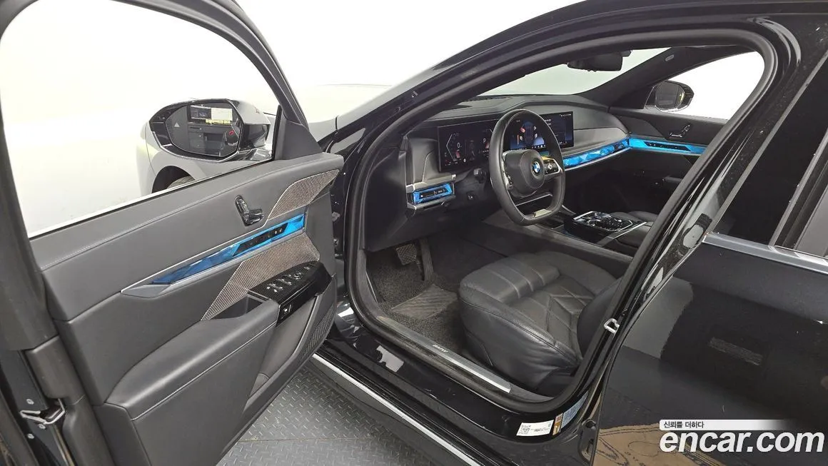 BMW 7-Series 2023 из KR, фото 8