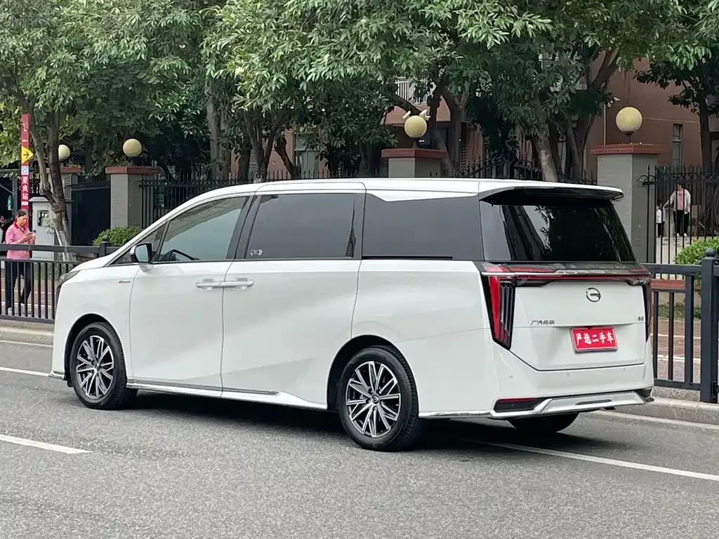 GAC Motor Trumpchi M8 — фото 5