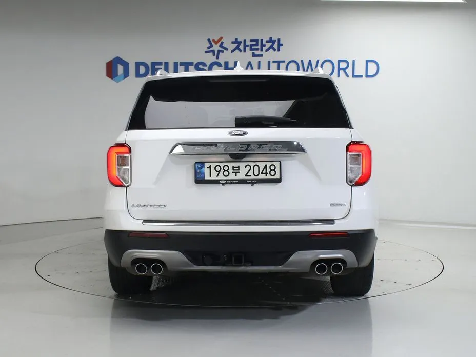 Ford Explorer 2021 из KR, фото 2