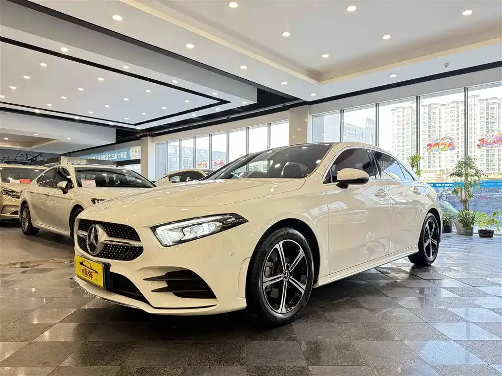 Mercedes-Benz A-Class — фото 1