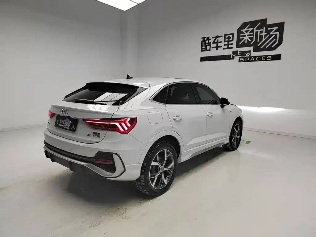 Audi Q3 Sportback — фото 4
